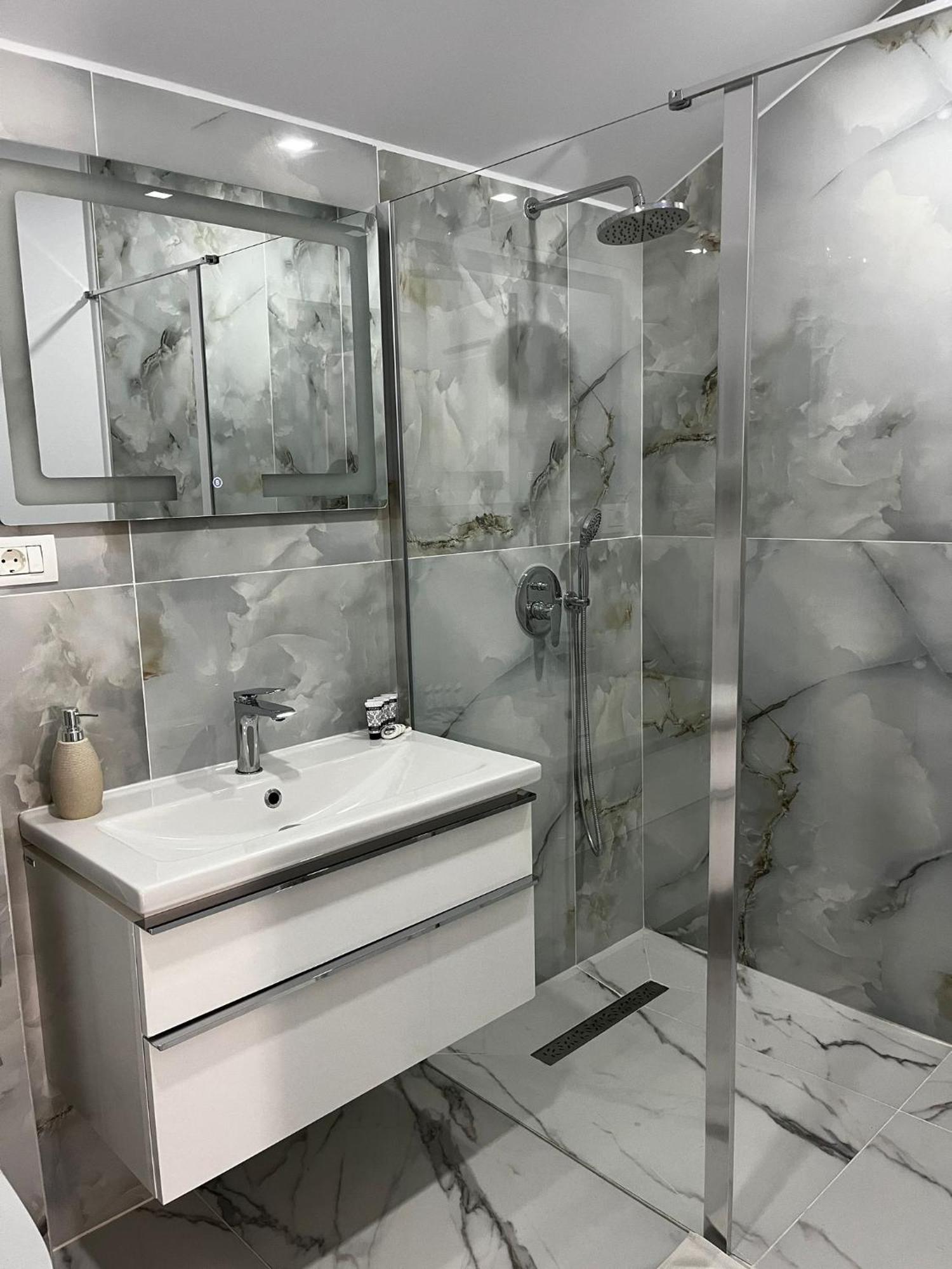 Gold Tag Apartament تيميشورا المظهر الخارجي الصورة